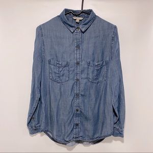 Banana Republic chambray shirt Sz medium